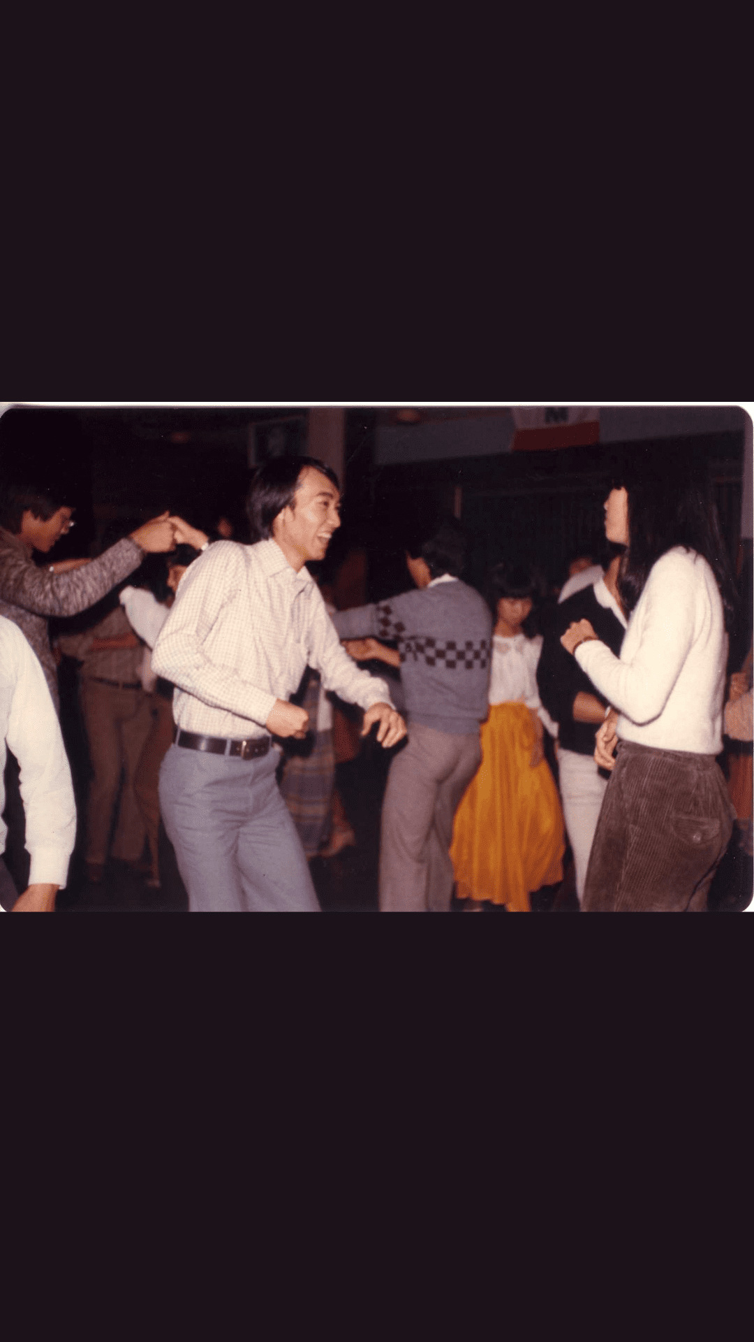 People dancing during a bal.